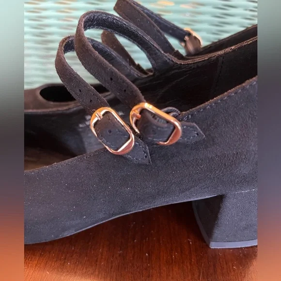 C Comfort Est 1946 Mary Jane’s - Picture 5 of 8